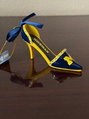 University of Michigan High Heel Shoe Christmas Ornament Evergreen NEW
